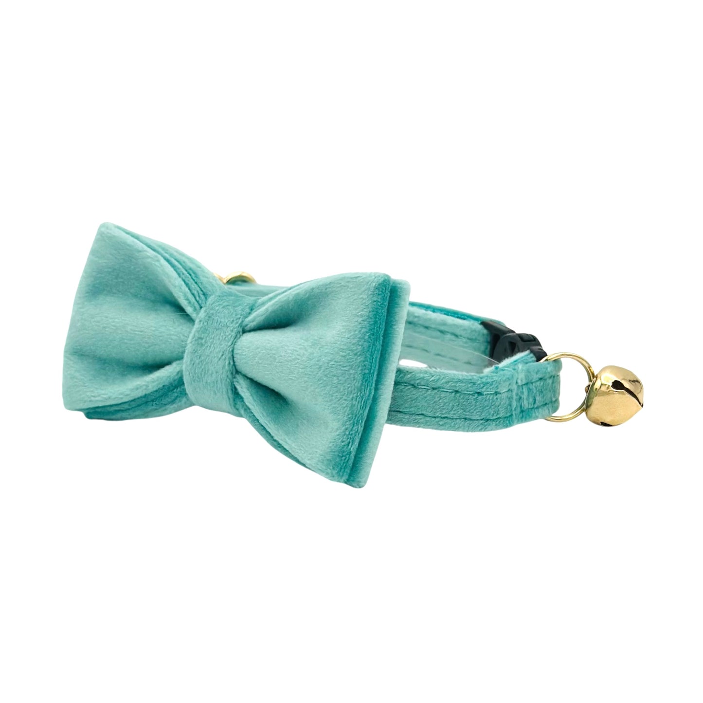 Lake Blue Velvet Cat Collar